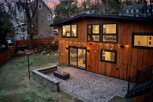 6 Wachusett Dr, Lexington, MA 02421