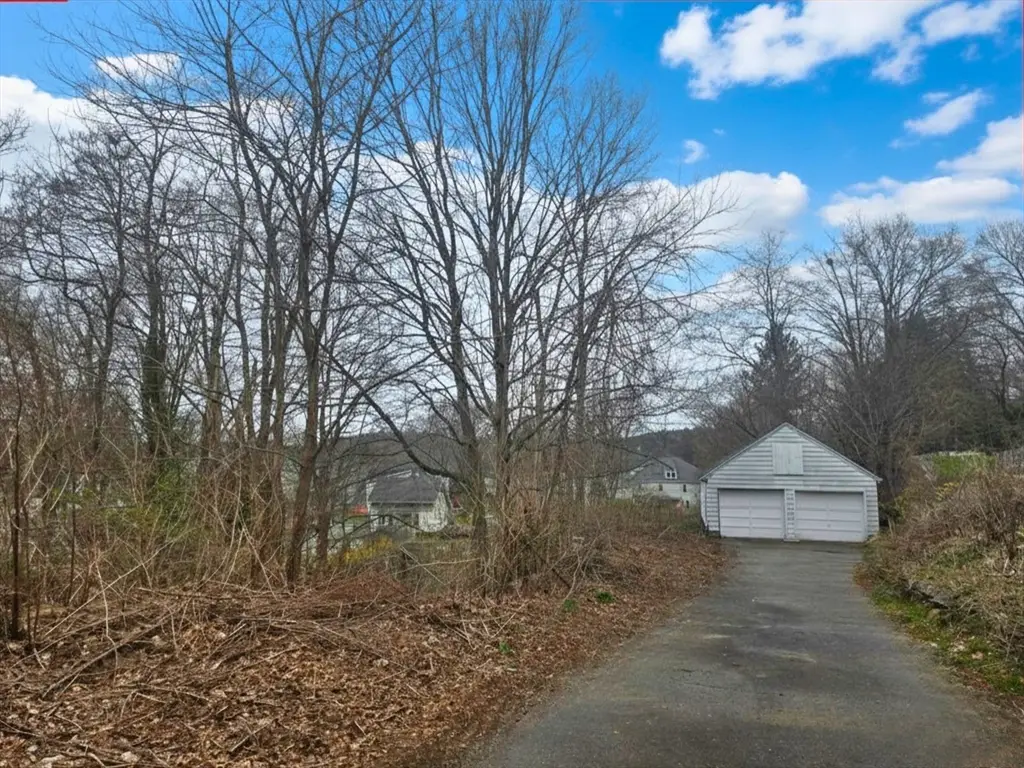 1030 School St, Palmer, MA 01069 - #1