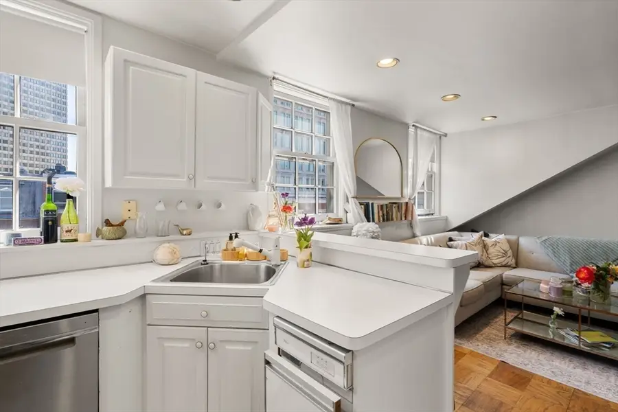 17 Bowdoin St #5BC, Boston, MA 02114 - #3