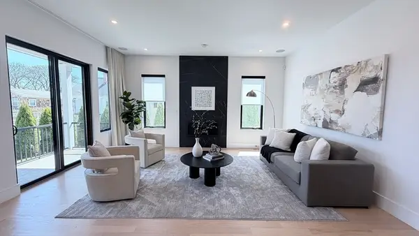 338 Nevada St #338, Newton, MA 02460