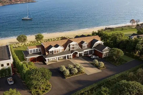 63 West St, Beverly, MA 01915