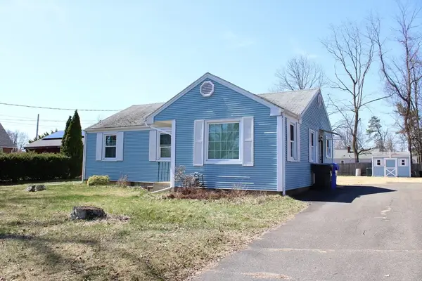 16 N. Hood St, Springfield, MA 01109