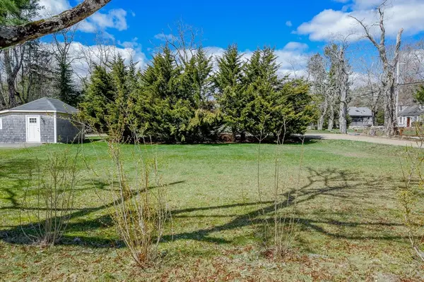 586-B Front Street/briggs Ter., Marion, MA 02738