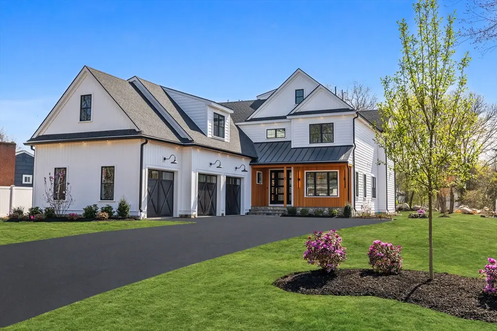 3 Brantwood Ln, Burlington, MA 01803 - #1