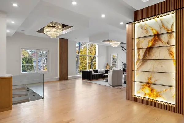 58 Chestnut St., Lynnfield, MA 01940