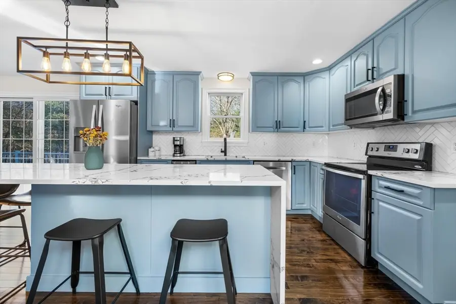 14 Hickory Ln, Ipswich, MA 01938 - #3