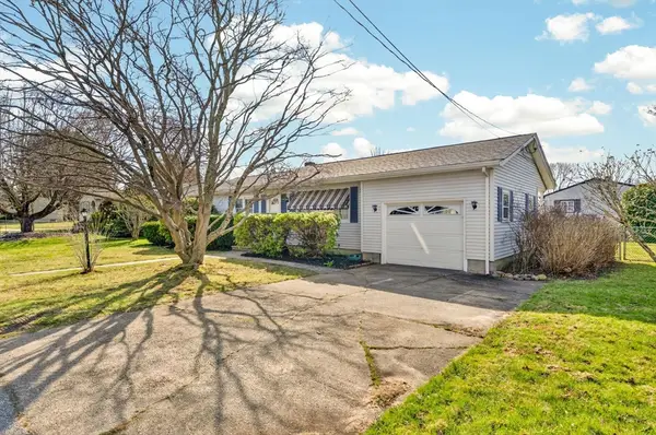 26 Sable Ave, Dartmouth, MA 02747
