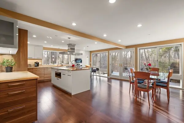 175 Mountain St, Sharon, MA 02067