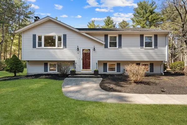 54 Elysium St, Wrentham, MA 02093