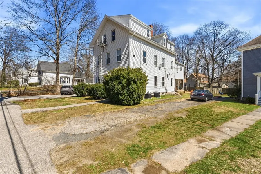 5 Oak St, Middleboro, MA 02346 - #3