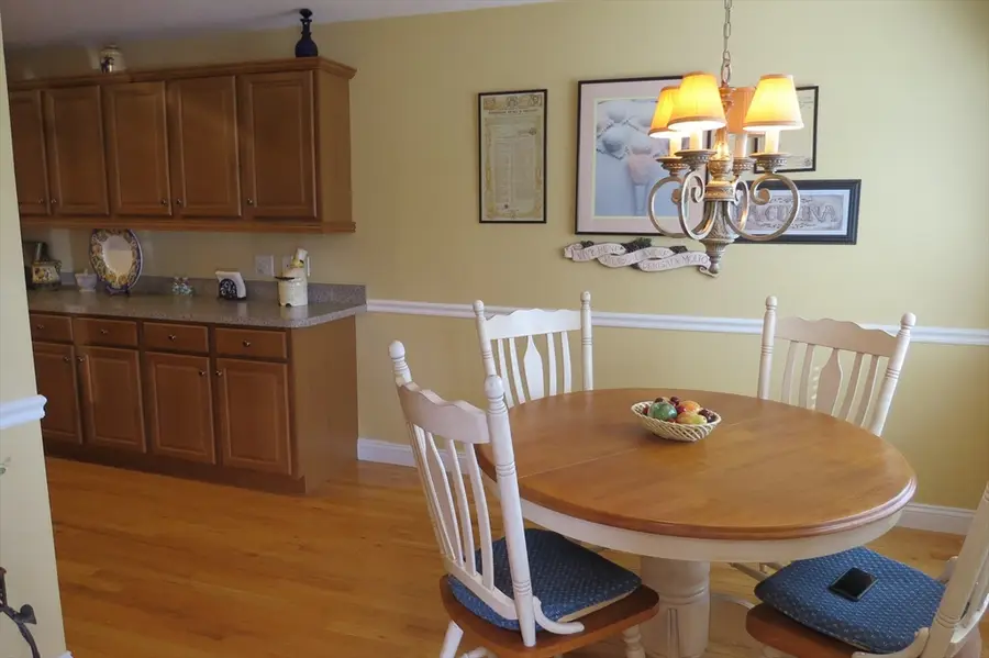 877 Auburnville Way #J4, Whitman, MA 02382 - #2