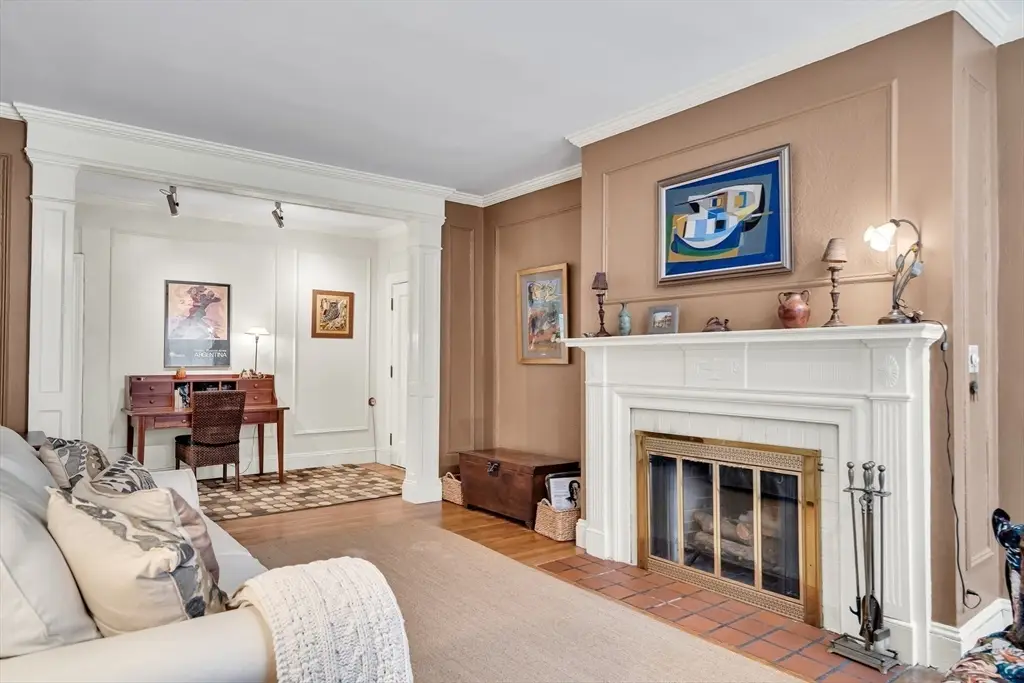 321 Tappan St #3, Brookline, MA 02445 - #1