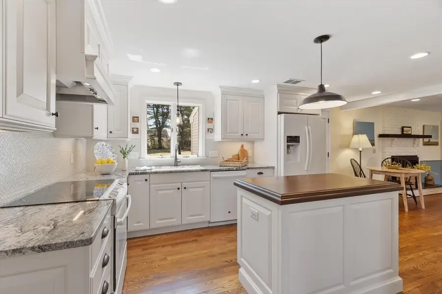 1492 Great Pond Road, North Andover, MA 01845 - #2