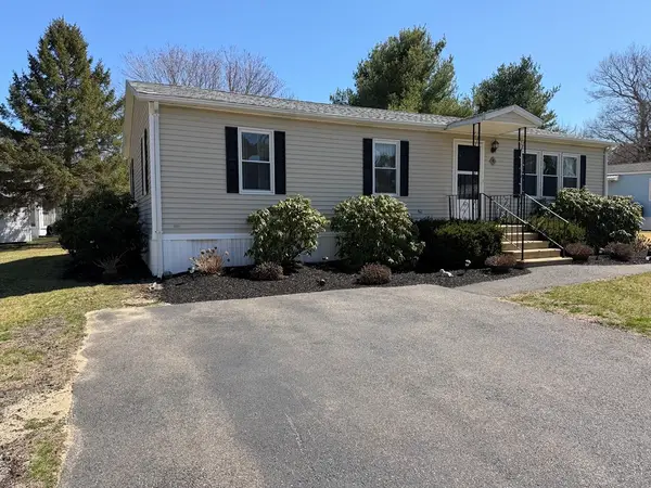 4 Green Holly Drive, Kingston, MA 02364