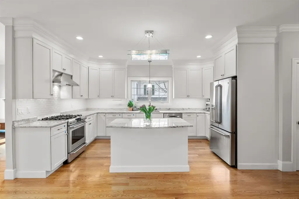 198 Lowell St #1, Waltham, MA 02453 - #1