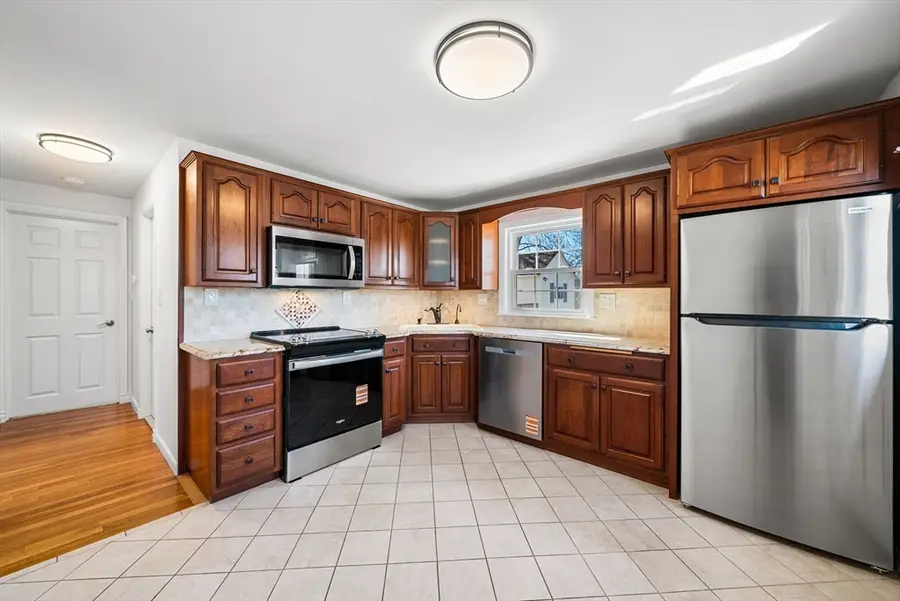25 Hawkins Street, Weymouth, MA 02189 - #2