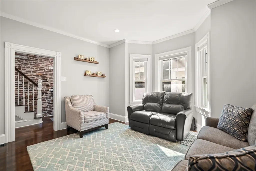 372 Silver St, Boston, MA 02127 - #1