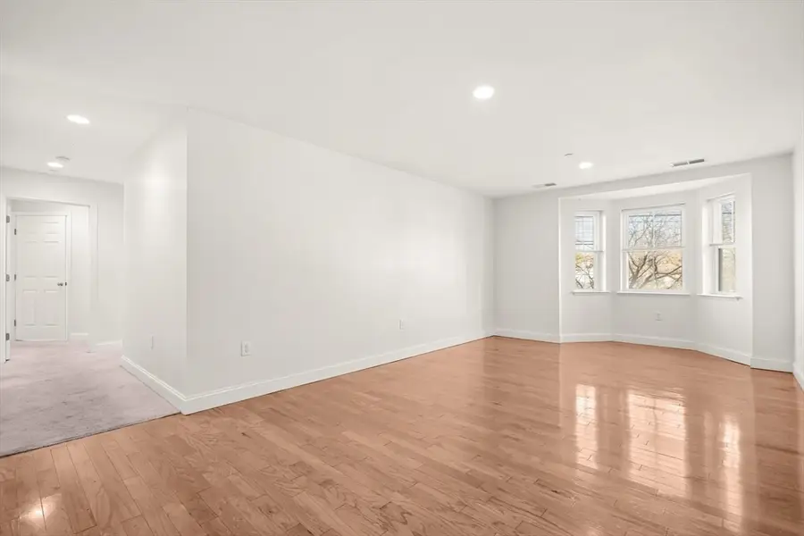 120 Wyllis Ave #103, Everett, MA 02149 - #2