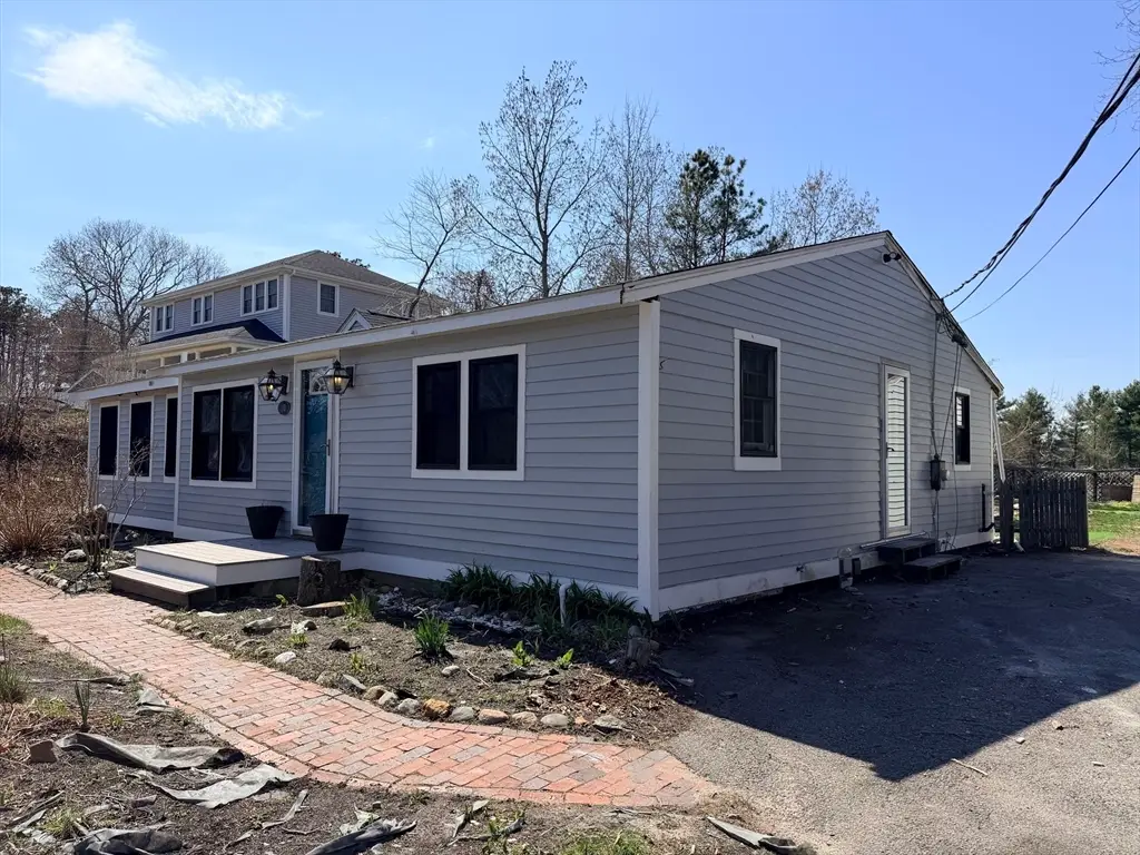20 Nicholas Ave, Plymouth, MA 02360 - #1