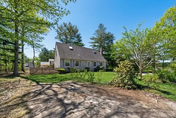 47 Cherry Tree Rd, Barnstable, MA 02635