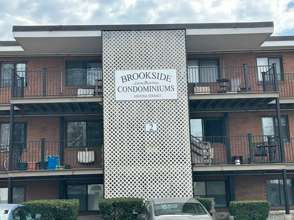 16 Arizona Ter #4, Arlington, MA 02474 - #1