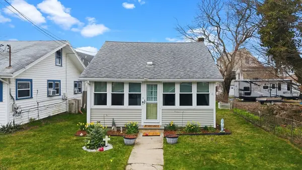 52 Point St, Fairhaven, MA 02719