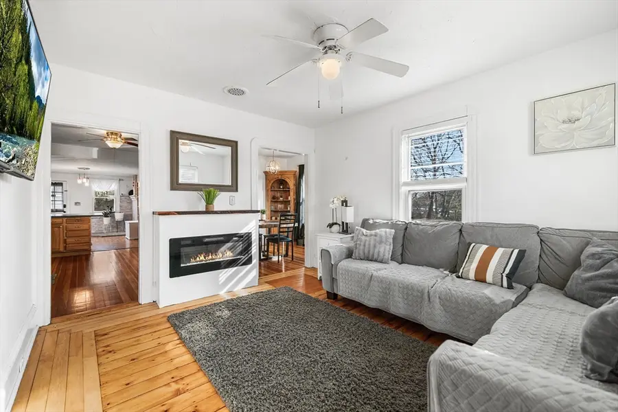 20 Emerson St, Rockland, MA 02370 - #2