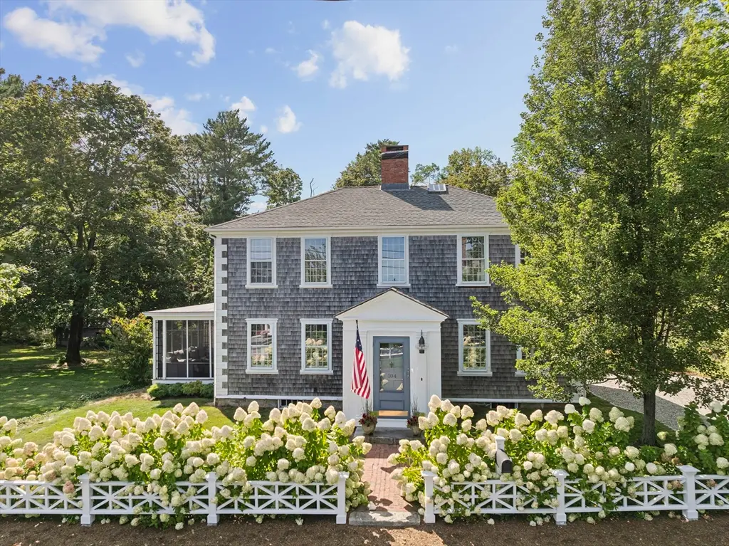 104 Standish St, Duxbury, MA 02332 - #1