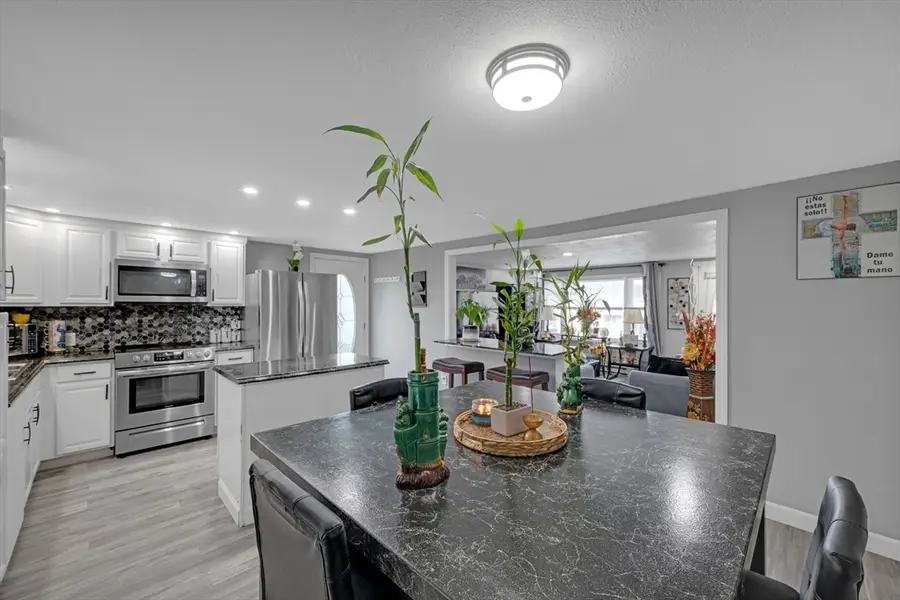 23 Chartier Ln, Southbridge, MA 01550 - #3