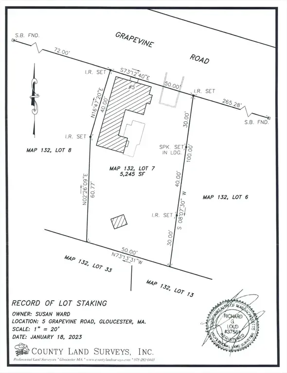 5 Grapevine Rd, Gloucester, MA 01930