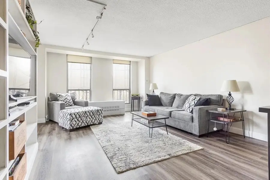 33 Pond Ave #524, Brookline, MA 02445 - #3