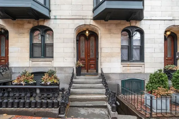 35 Hancock St. #4, Boston, MA 02114
