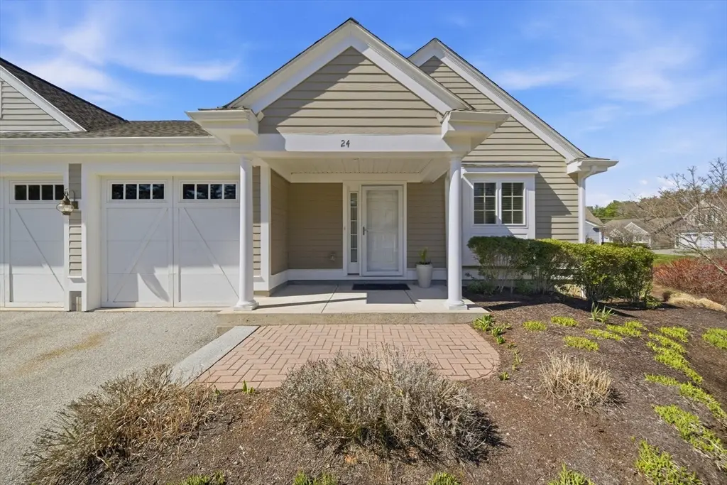 24 Carriage Ln #24, Duxbury, MA 02332 - #1
