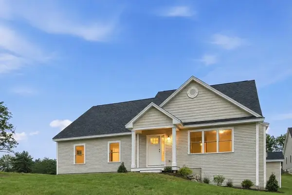 10 Juliana Ave., Nashua, NH 03064