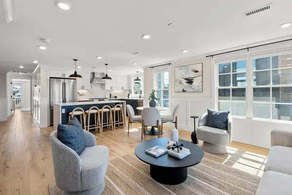 7 Dane St #D, Somerville, MA 02143