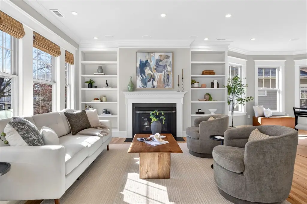 54 Orchard St #2, Boston, MA 02130 - #1