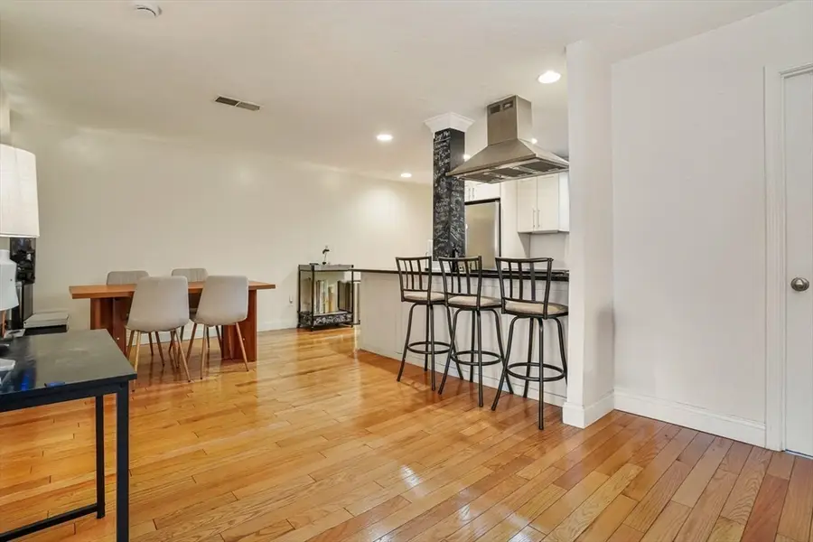 841 Parker St #101, Boston, MA 02120 - #2