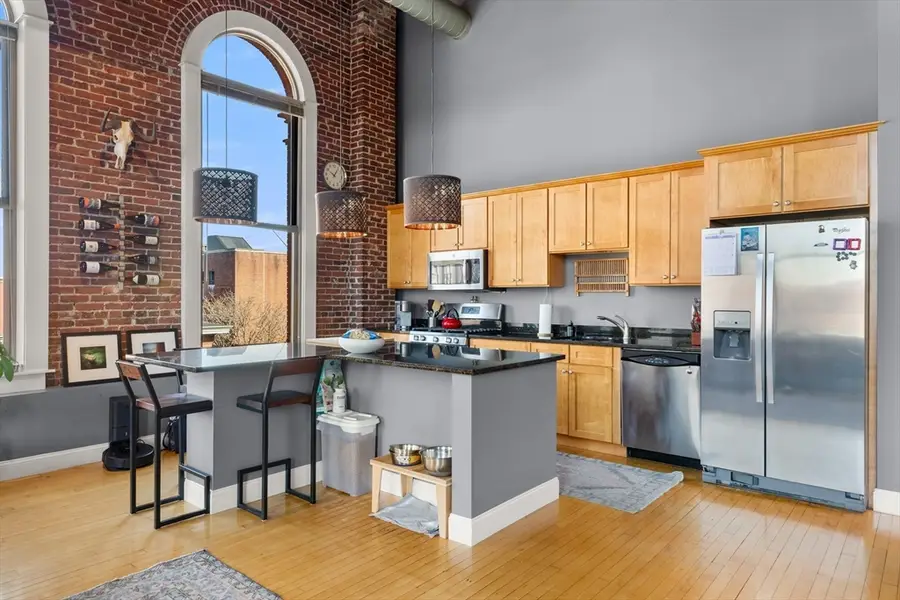 10 Kearney Sq #404, Lowell, MA 01852 - #2