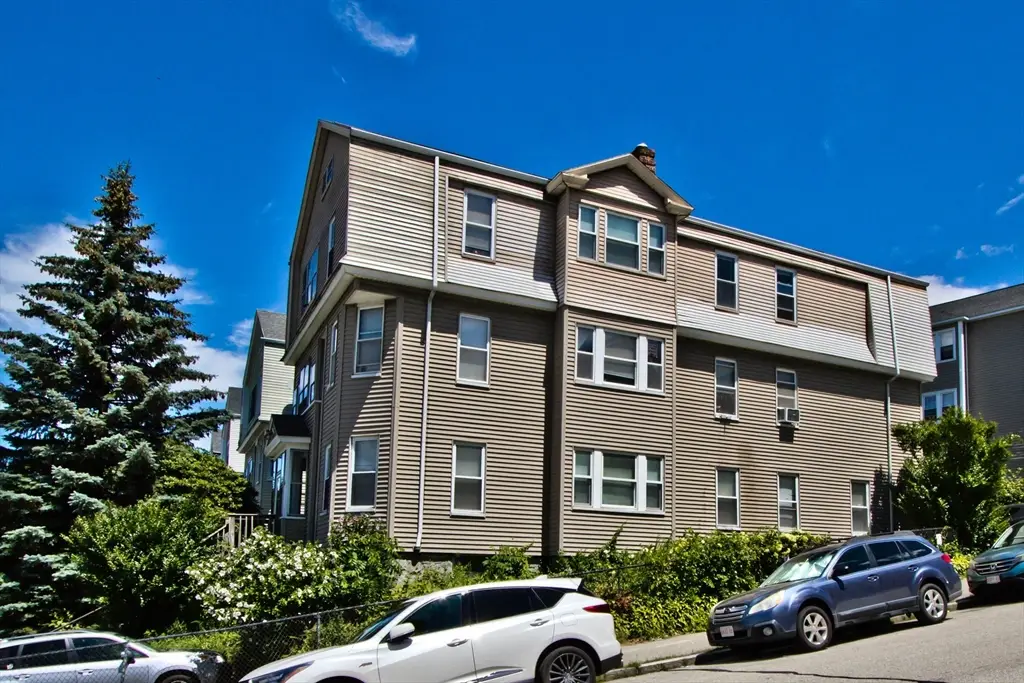 51 Sterling St #3, Worcester, MA 01610 - #1