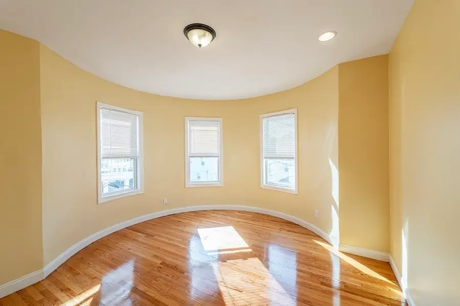 19 Dunlap Street, Boston, MA 02124 - #3