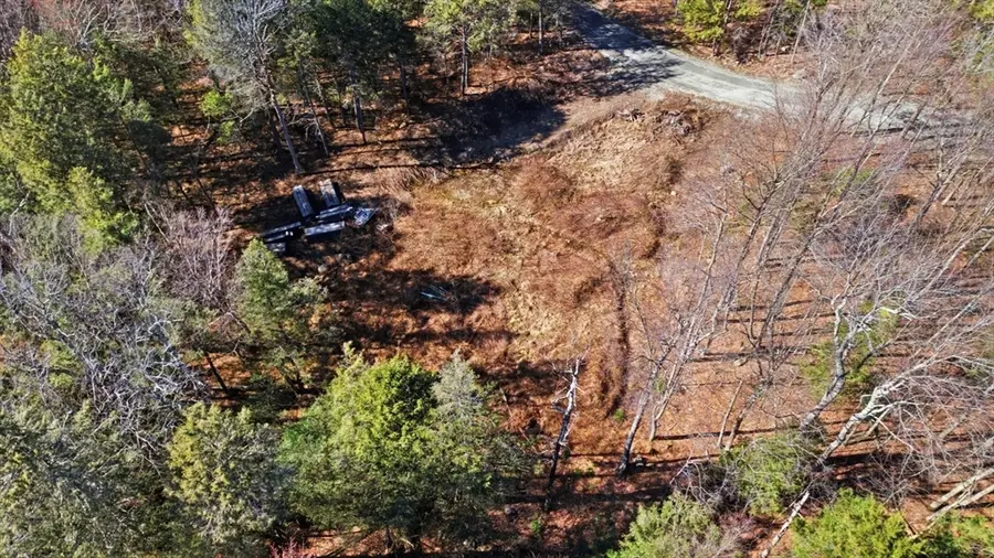 23 South Village, Tolland, MA 01034 - #3