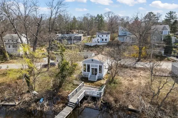 111 Westminster Rd, Weymouth, MA 02188