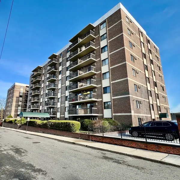 164 Galen St #15, Watertown, MA 02472