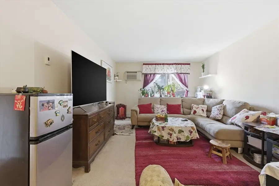 164 Galen St #15, Watertown, MA 02472 - #2