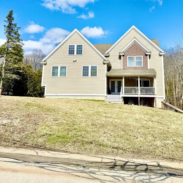 195 Lower Gore Dr, Webster, MA 01570
