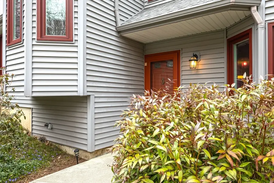 8 Baldwin Ln #8, Amherst, MA 01002 - #2