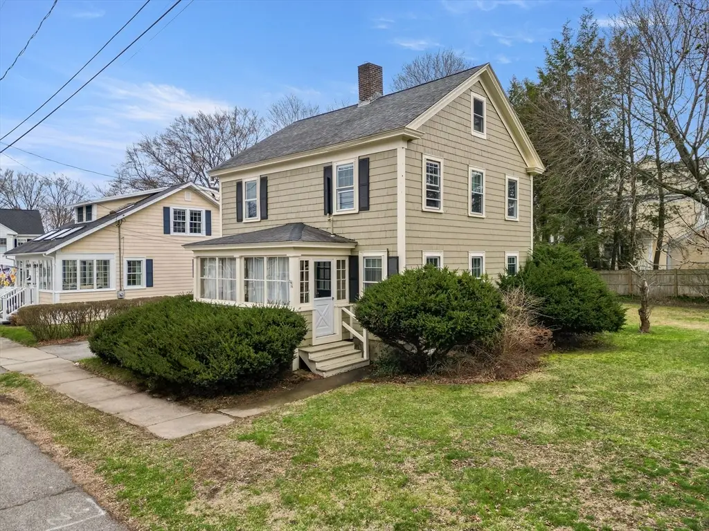 16 Dawes St, Newburyport, MA 01950 - #1