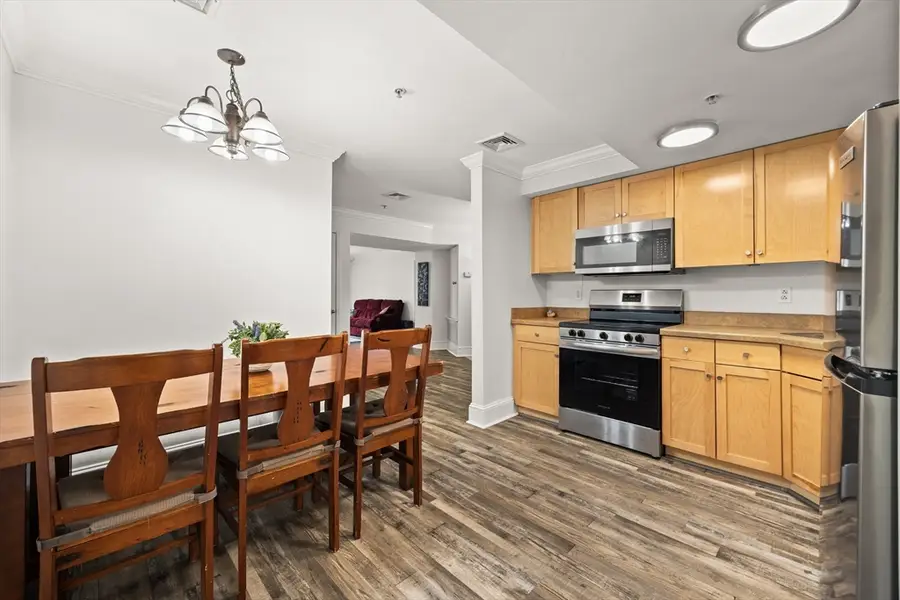 426 Mount Hope St #211, North Attleboro, MA 02760 - #3