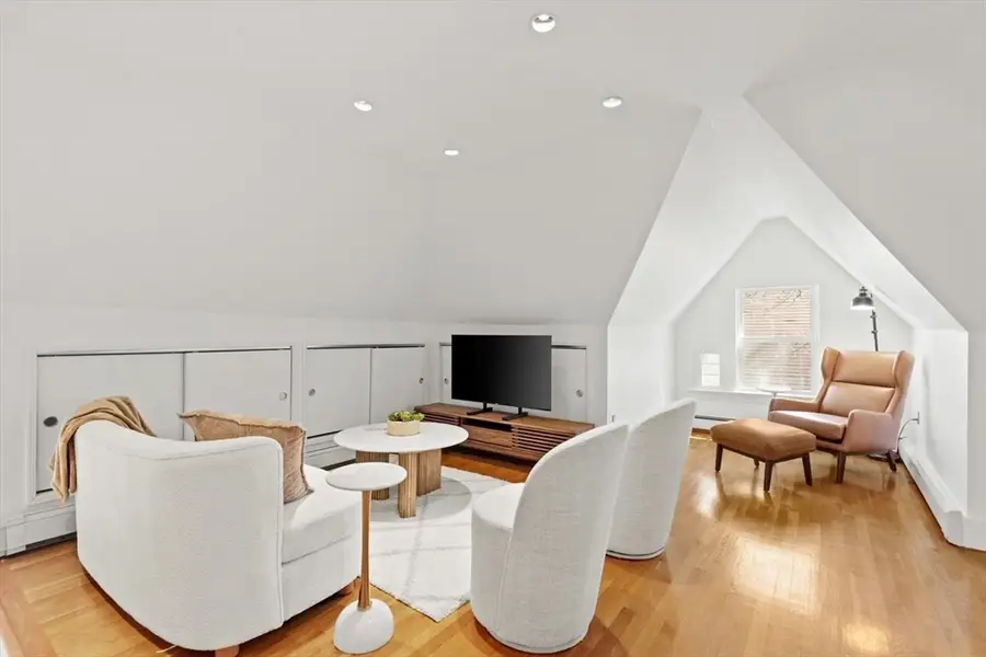 1426 Cambridge St #3, Cambridge, MA 02141 - #2