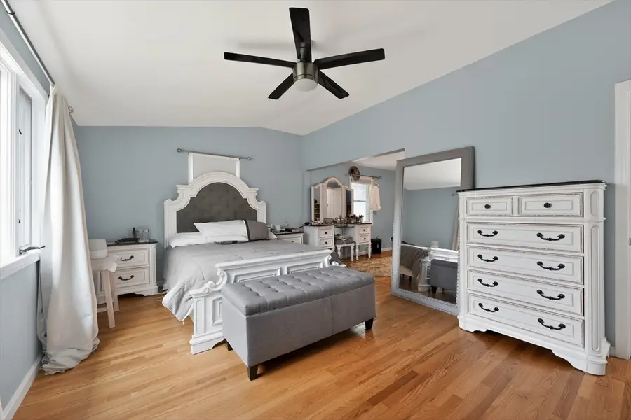 29 Elliott St, Danvers, MA 01923 - #3